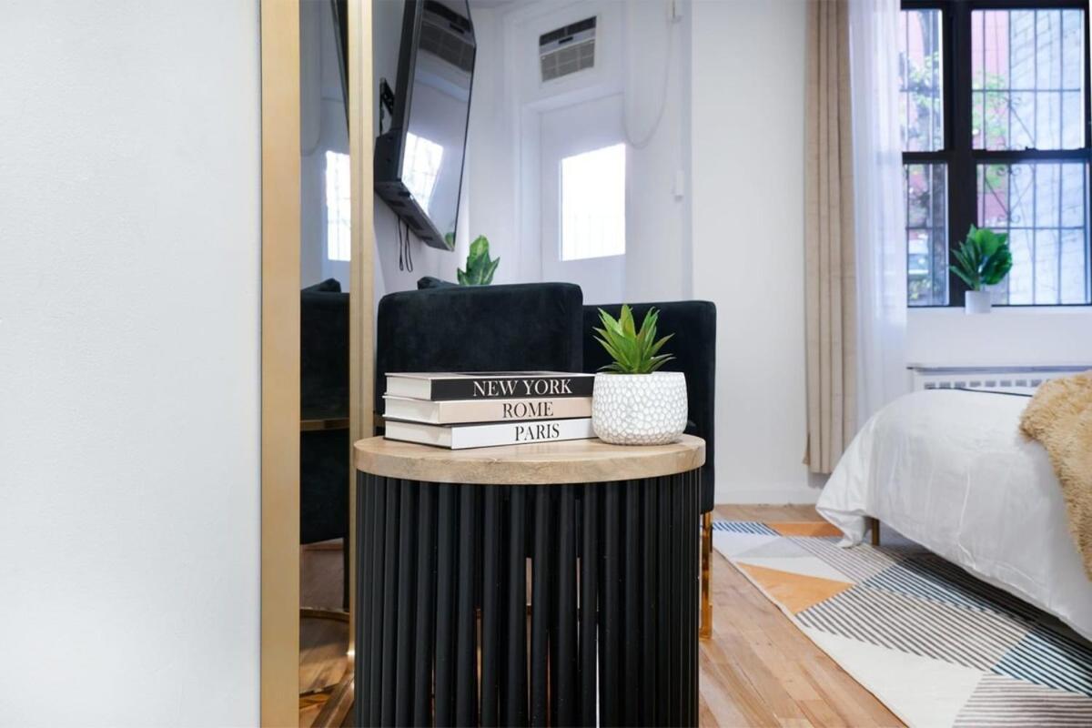 74-1c New With Private Outdoors - Gym * New York